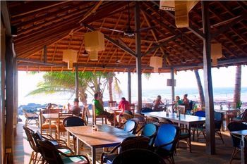 Sea View Resort Morjim Exterior foto